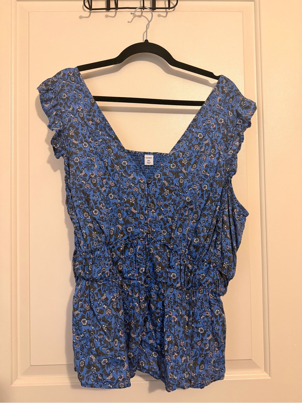 Old Navy Blue Floral Ruffle Sleeve Blouse